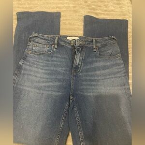 Stylish Indigo Straight-Leg Jeans